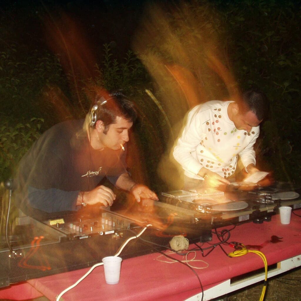 Aln Philip Muller while djing with Leonardo Carloni,, when they formed the Sound Invaderz duo.